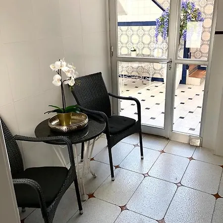Big With Unique Patio Near Santa Barbara Castle Апартаменты Аликанте