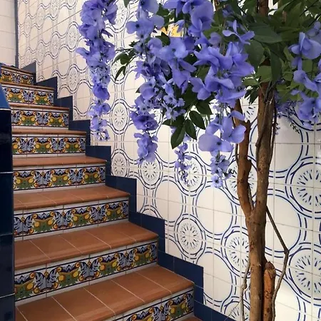 Big With Unique Patio Near Santa Barbara Castle Апартаменты Аликанте